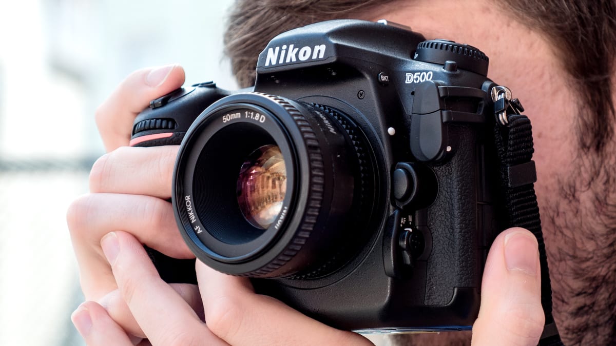 5 Best DSLR Cameras of 2024