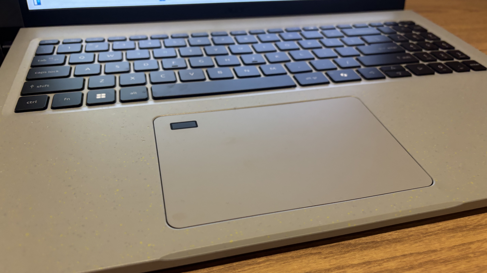 Acer Aspire Vero 16 -ev Trackpad and keyboard